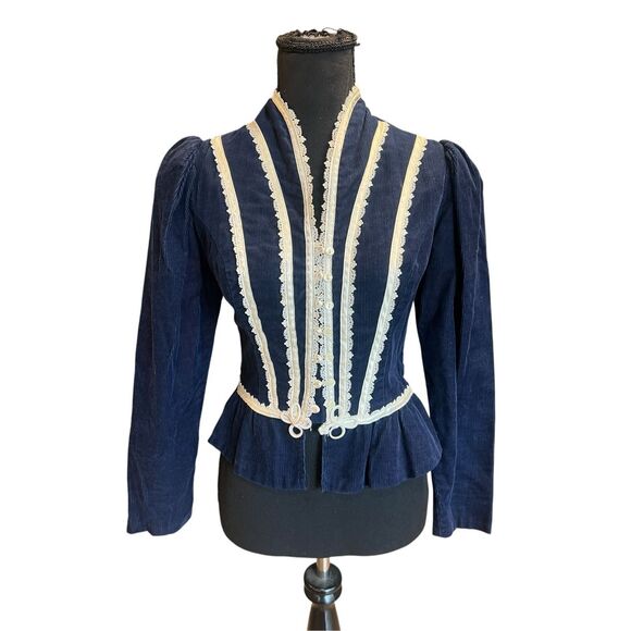 Gunne Sax Jackets & Blazers - Gunne Sax vintage 70’s prairie Victorian velvet romantic  jacket 7 regancycore